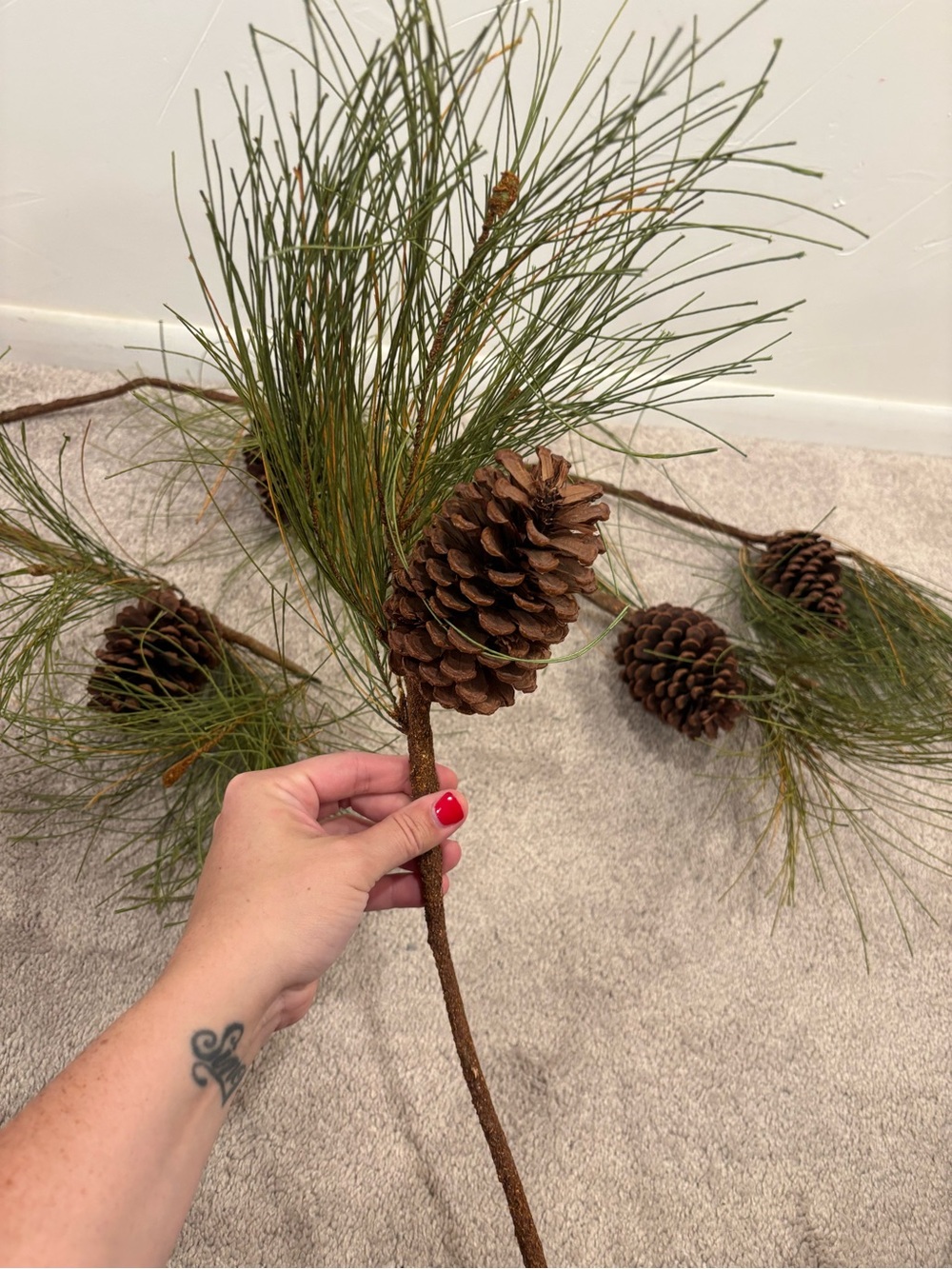 5 stands Natural Pinecone and Pine Needle Holiday decorative Stems